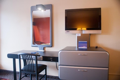 Super 8 By Wyndham Kissimmee Maingate Orlando Area image 4