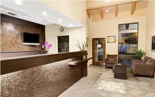 Super 8 By Wyndham Kissimmee Maingate Orlando Area image 6
